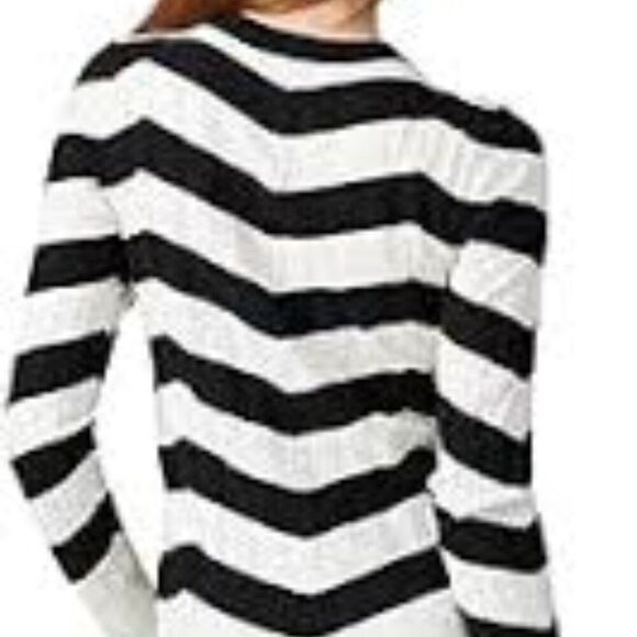 Derek Lam Ribbed black and white chevron stripe super Soft luxe sweater Size XS - Picture 6 of 10
